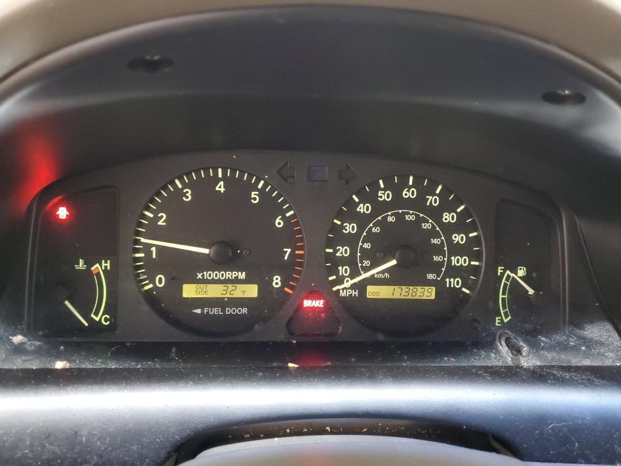 2002 Toyota Corolla - Image 9