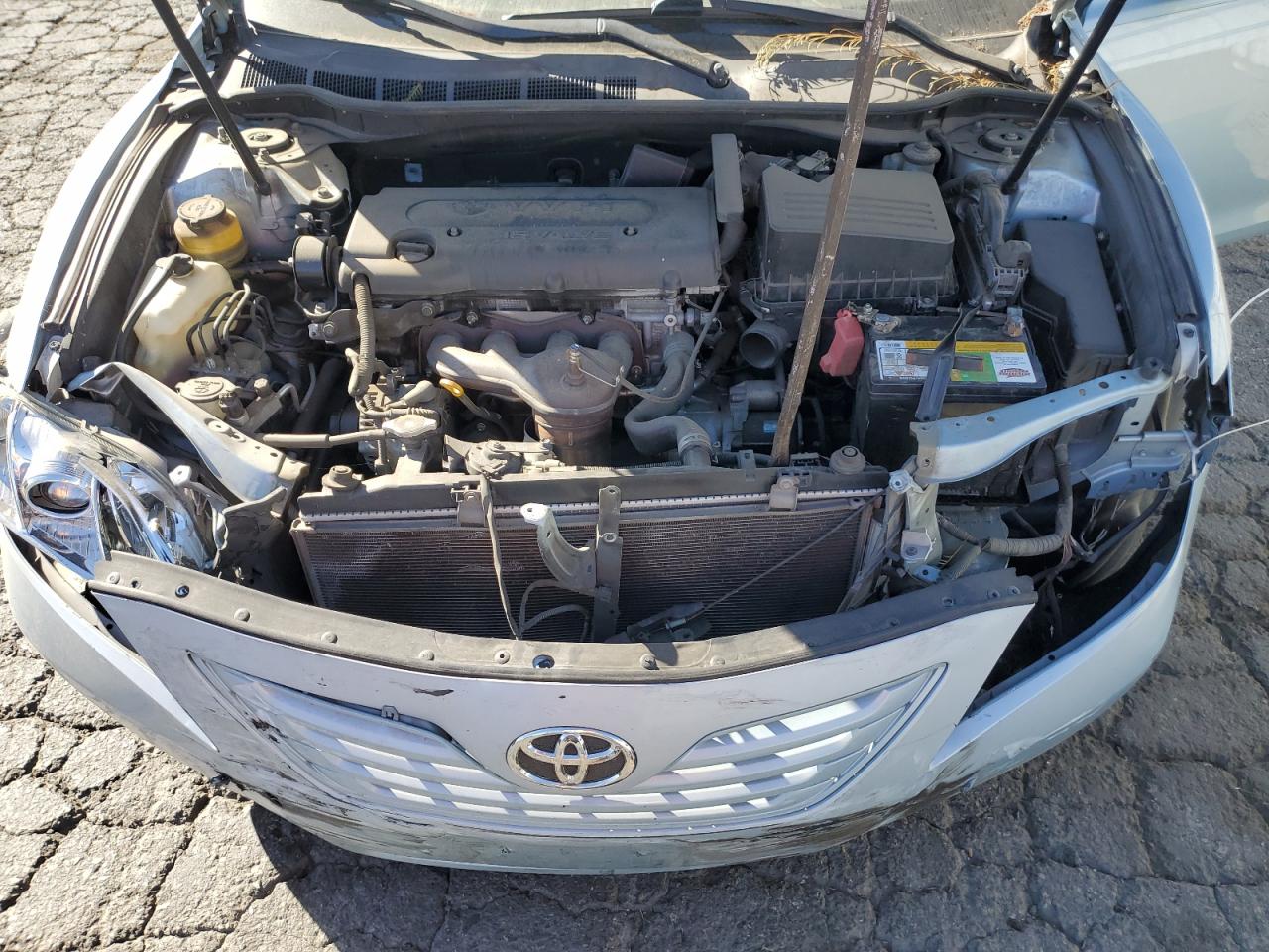 2009 Toyota Camry - Image 11