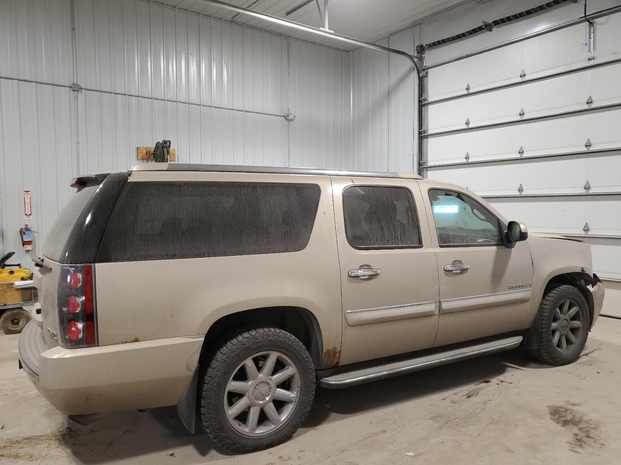 2008 GMC Yukon - Image 3