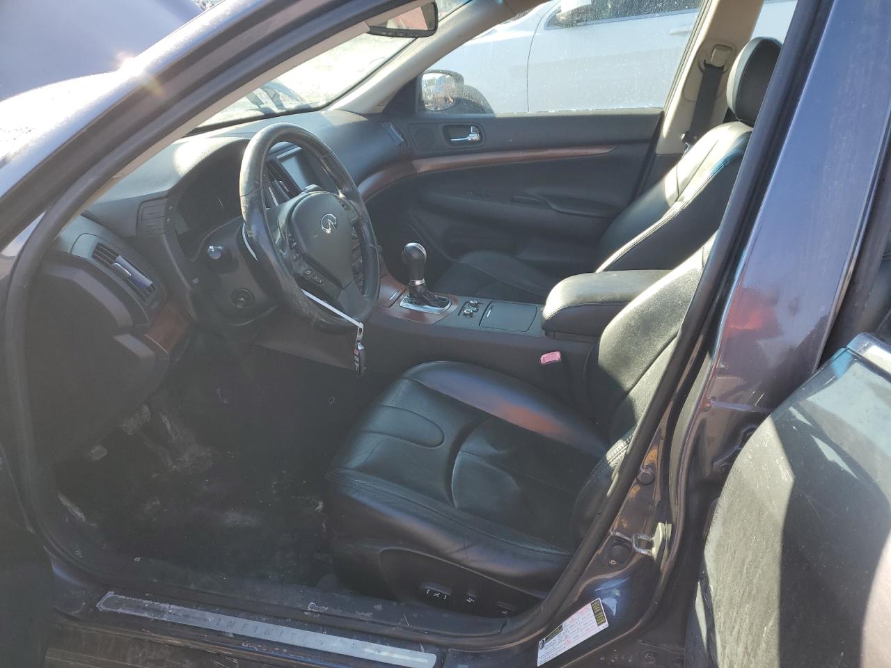 2009 Infiniti G - Image 7