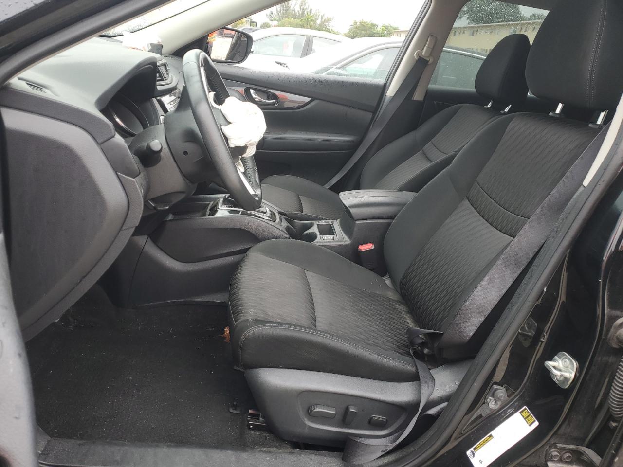 2018 Nissan Rogue - Image 7