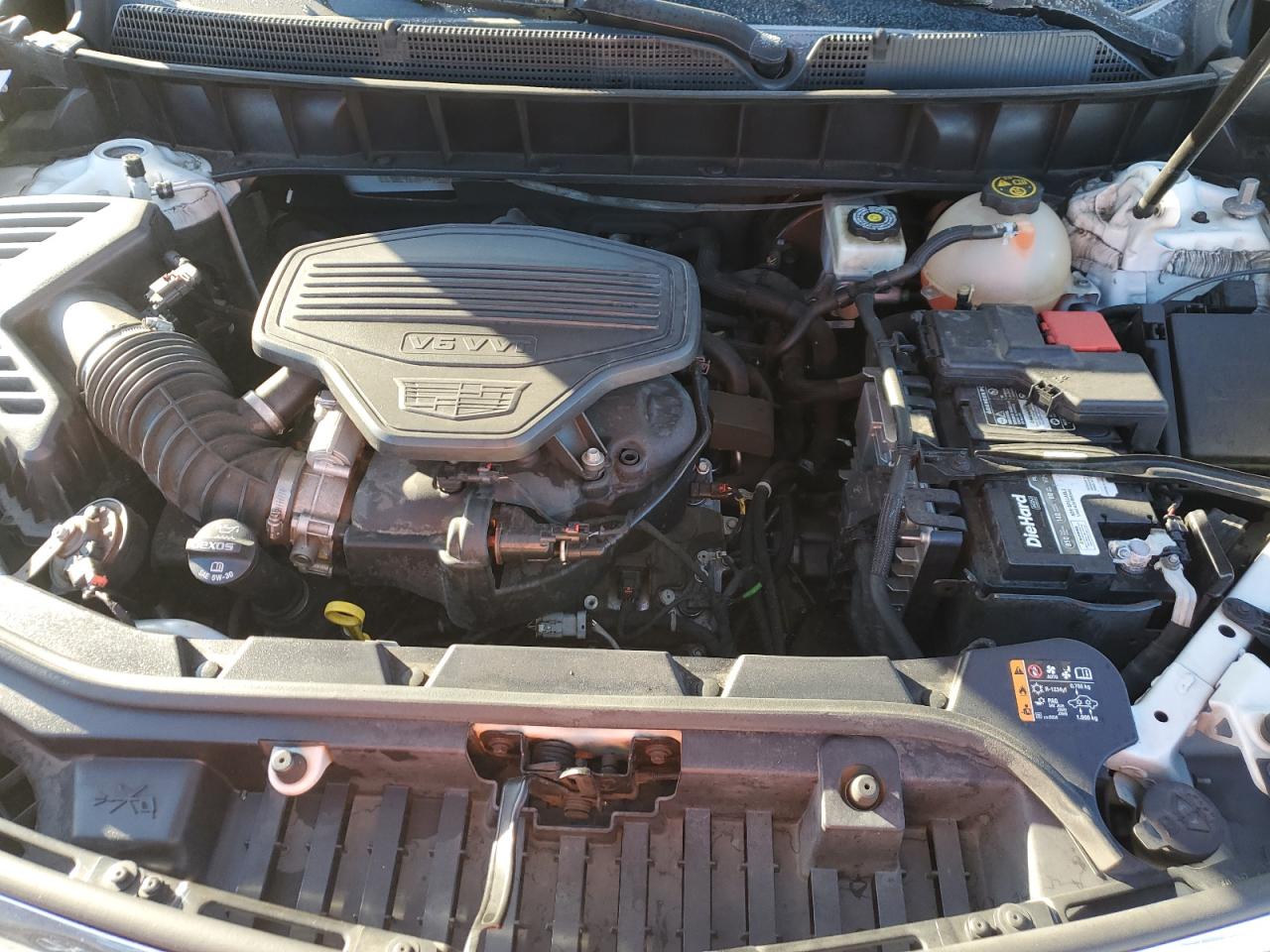 2018 Cadillac XT5 - Image 12