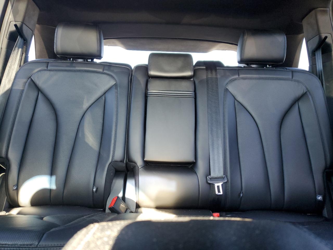 2018 Lincoln MKX - Image 10