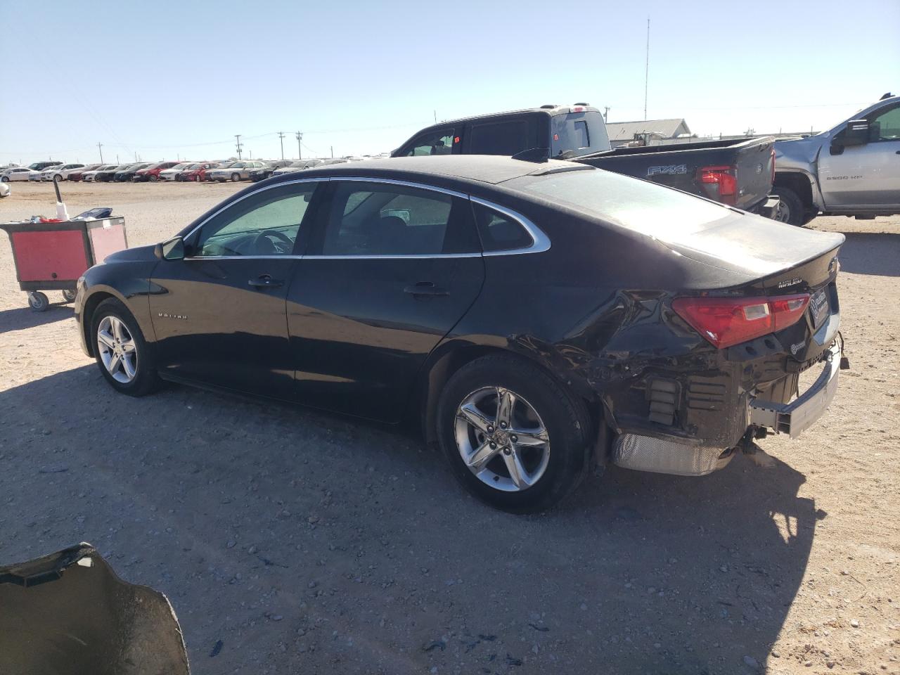 2023 Chevrolet Malibu - Image 2