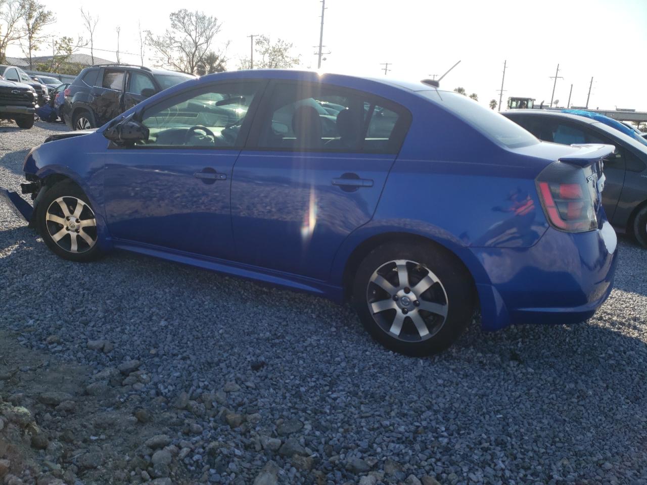 2012 Nissan Sentra - Image 2