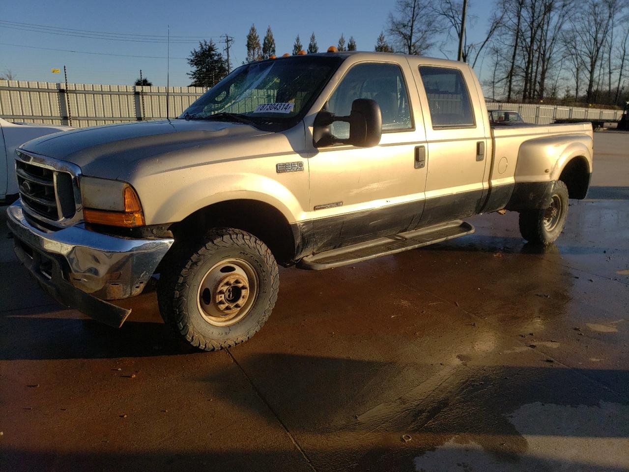 2000 Ford F350 - Image 1