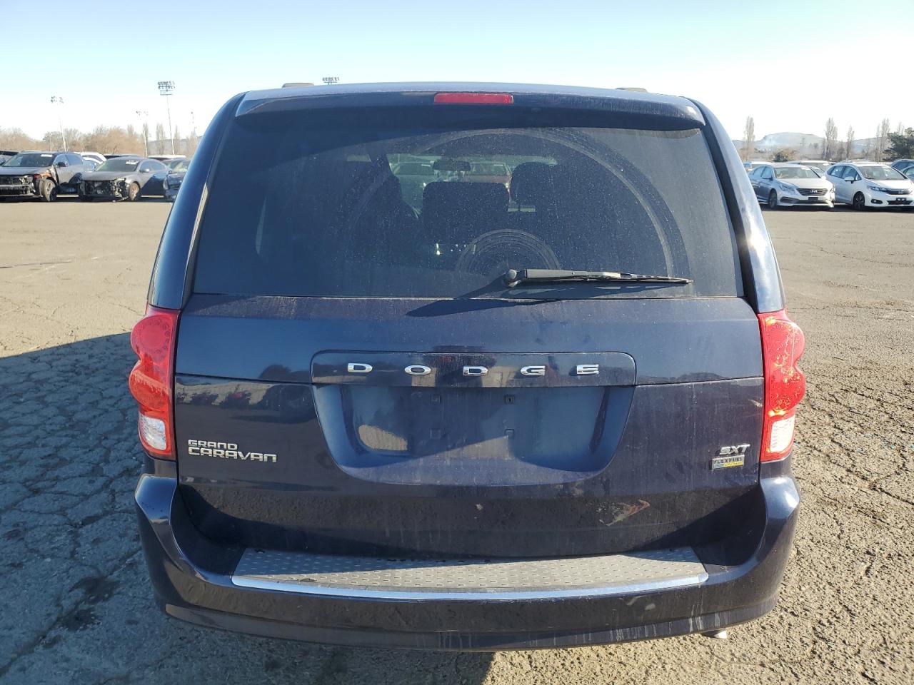 2014 Dodge Caravan - Image 6