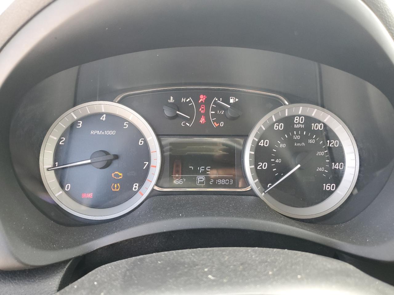 2014 Nissan Sentra - Image 9