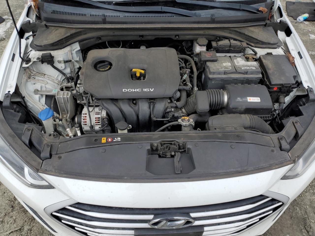 2018 Hyundai Elantra - Image 12