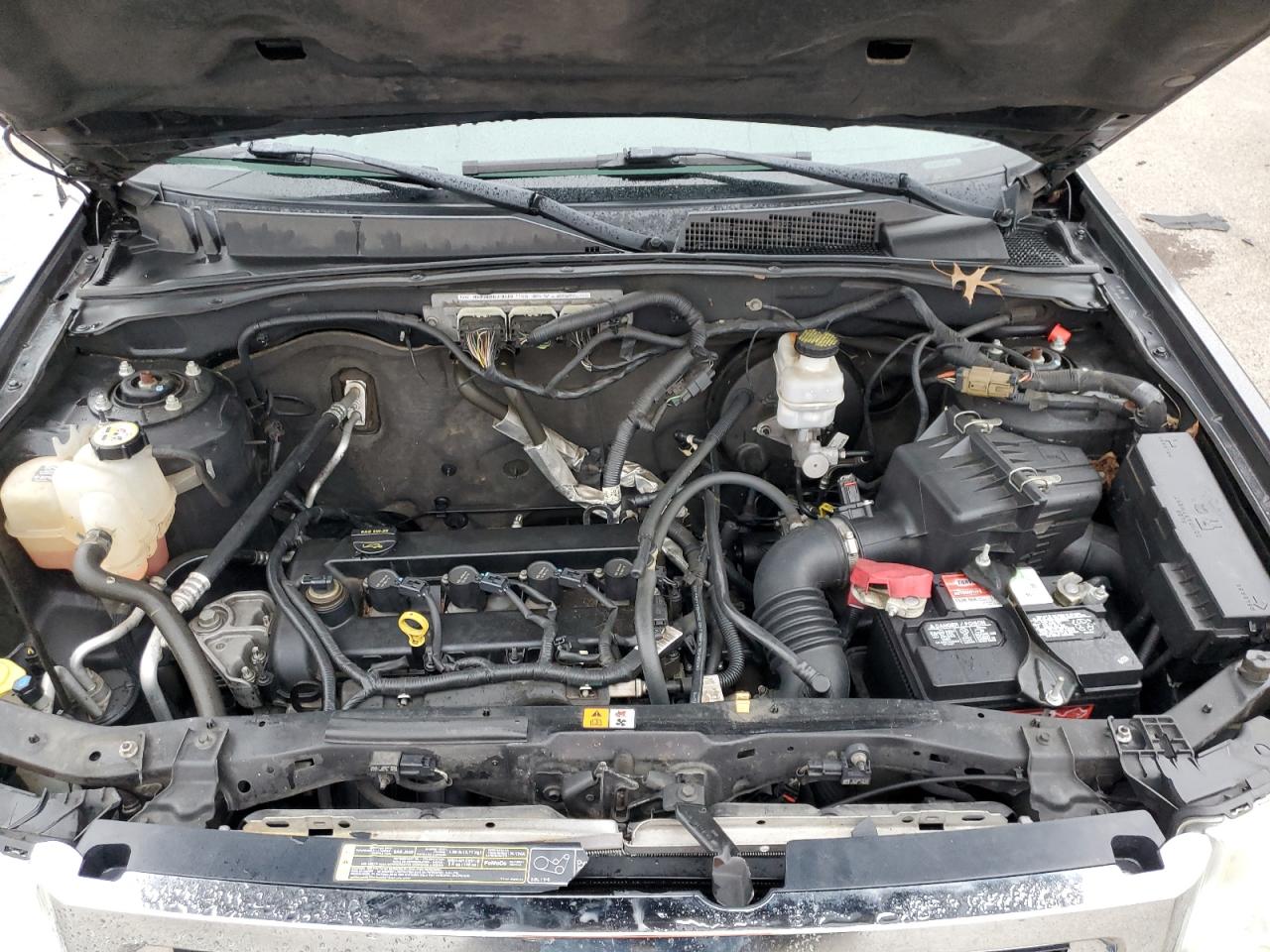 2011 Ford Escape - Image 12