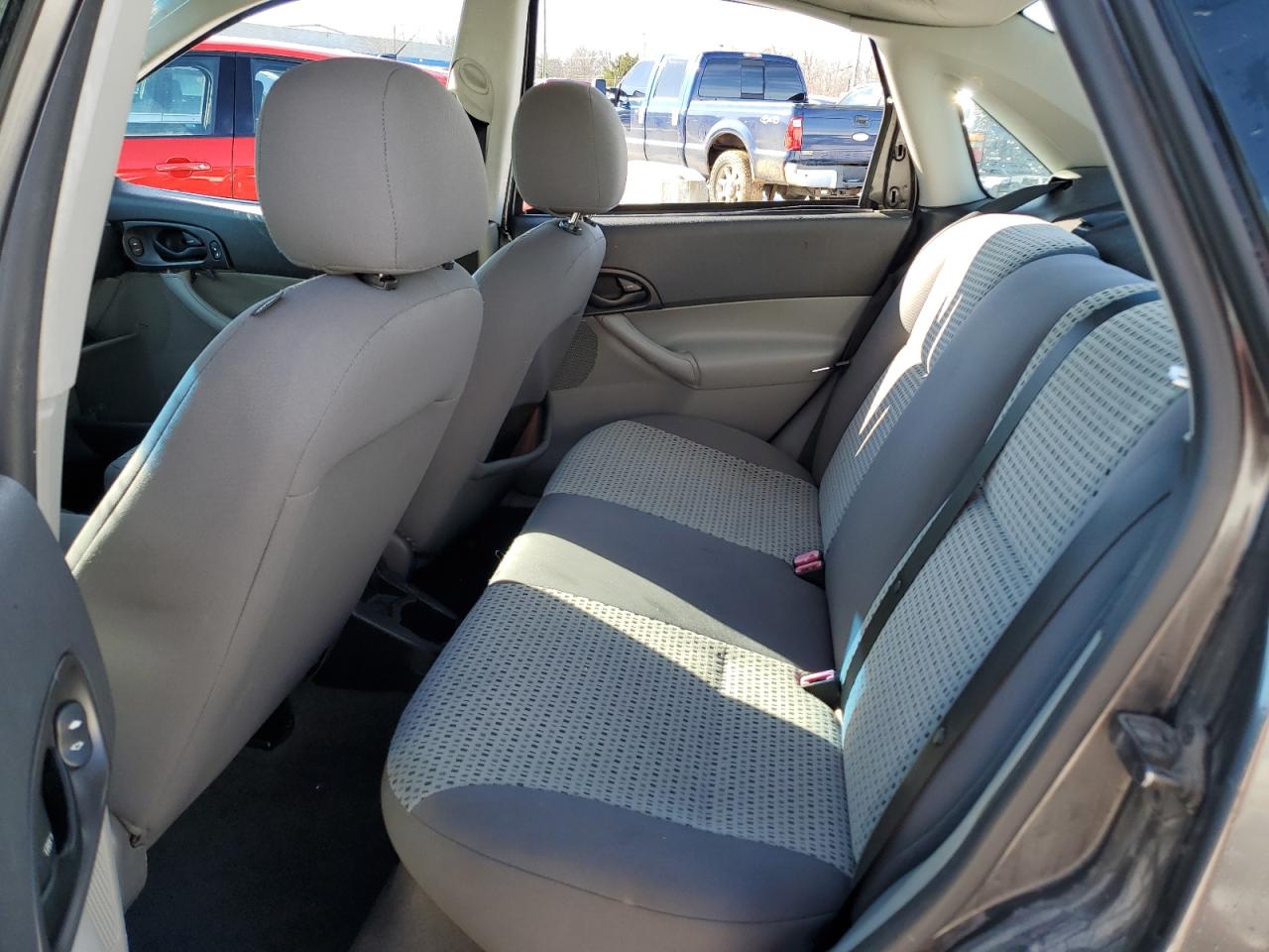 2007 Ford Focus - Image 10