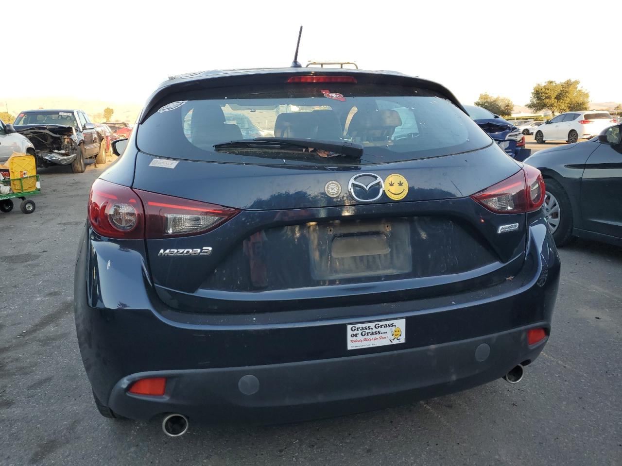 2015 Mazda 3 - Image 6