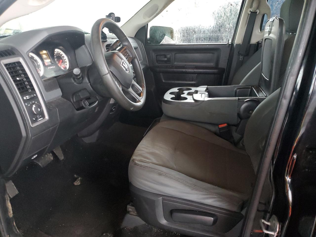 2014 RAM 1500 - Image 7