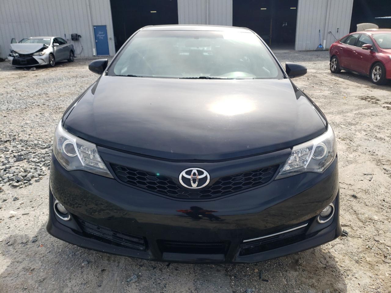 2013 Toyota Camry - Image 5