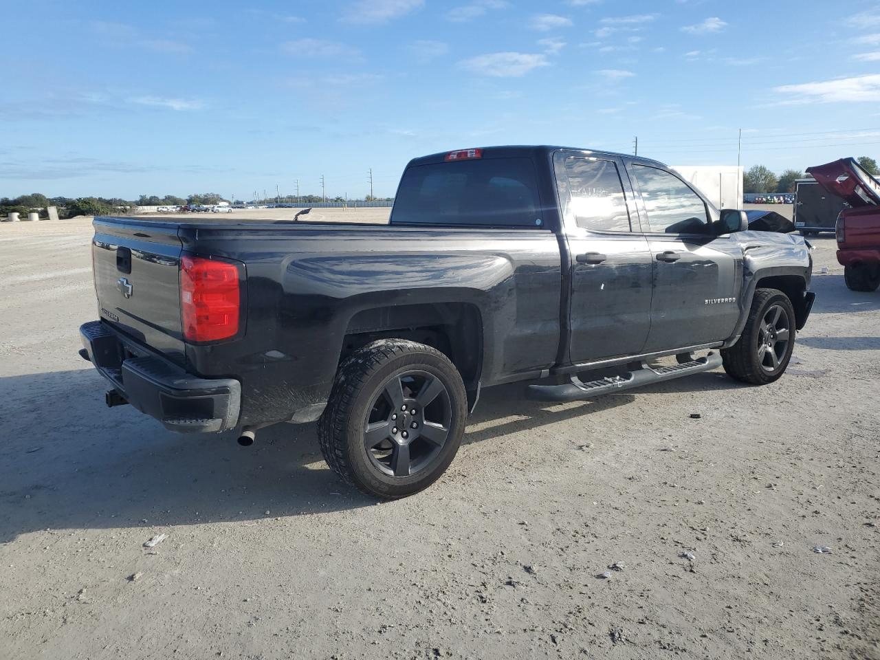 2017 Chevrolet Silverado - Image 3
