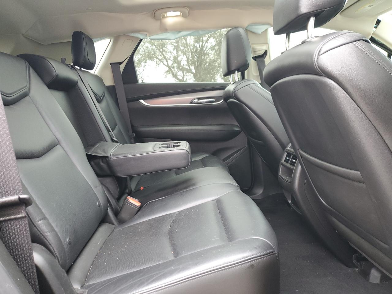 2017 Cadillac XT5 - Image 12