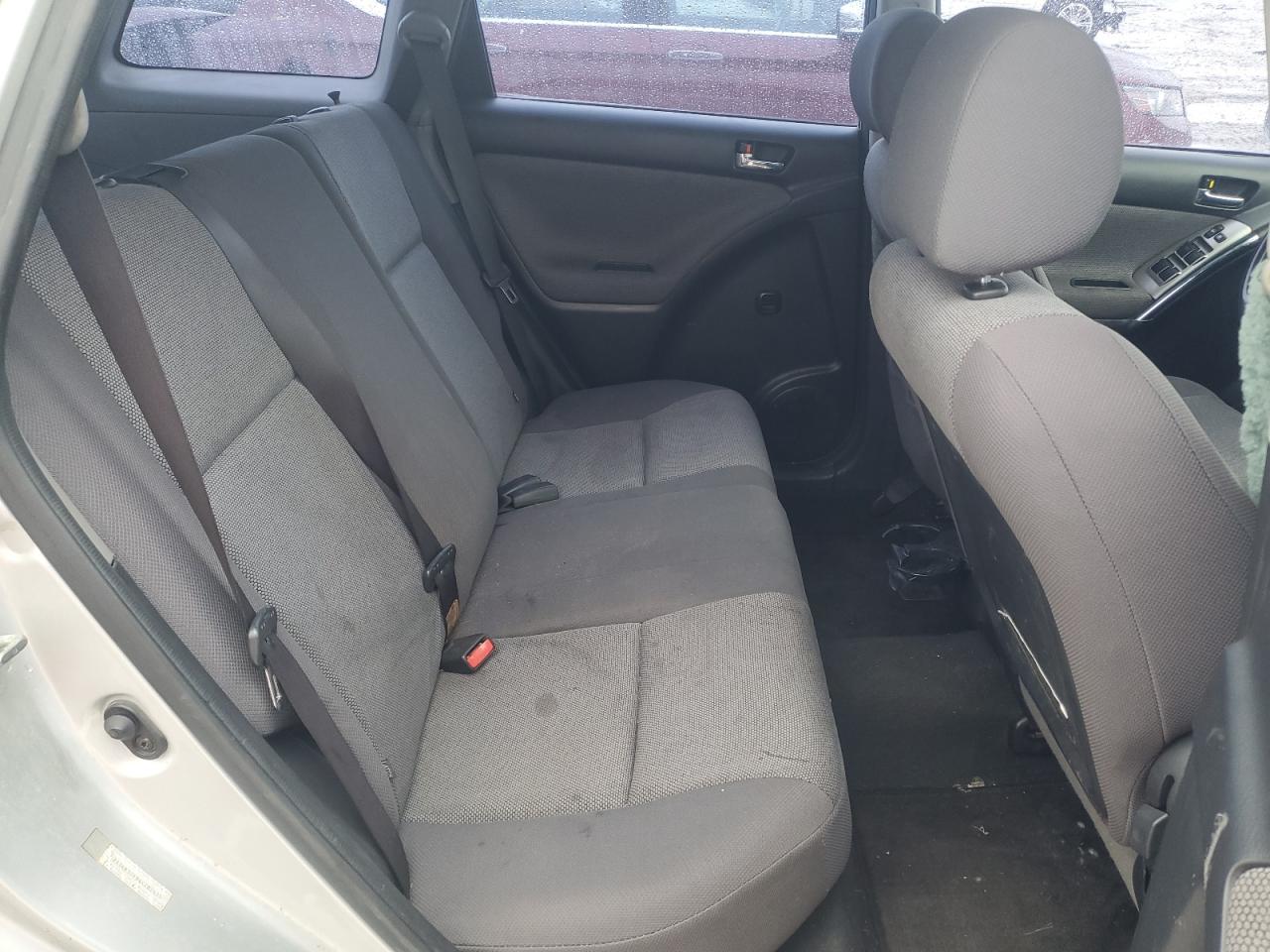 2004 Toyota Corolla - Image 11
