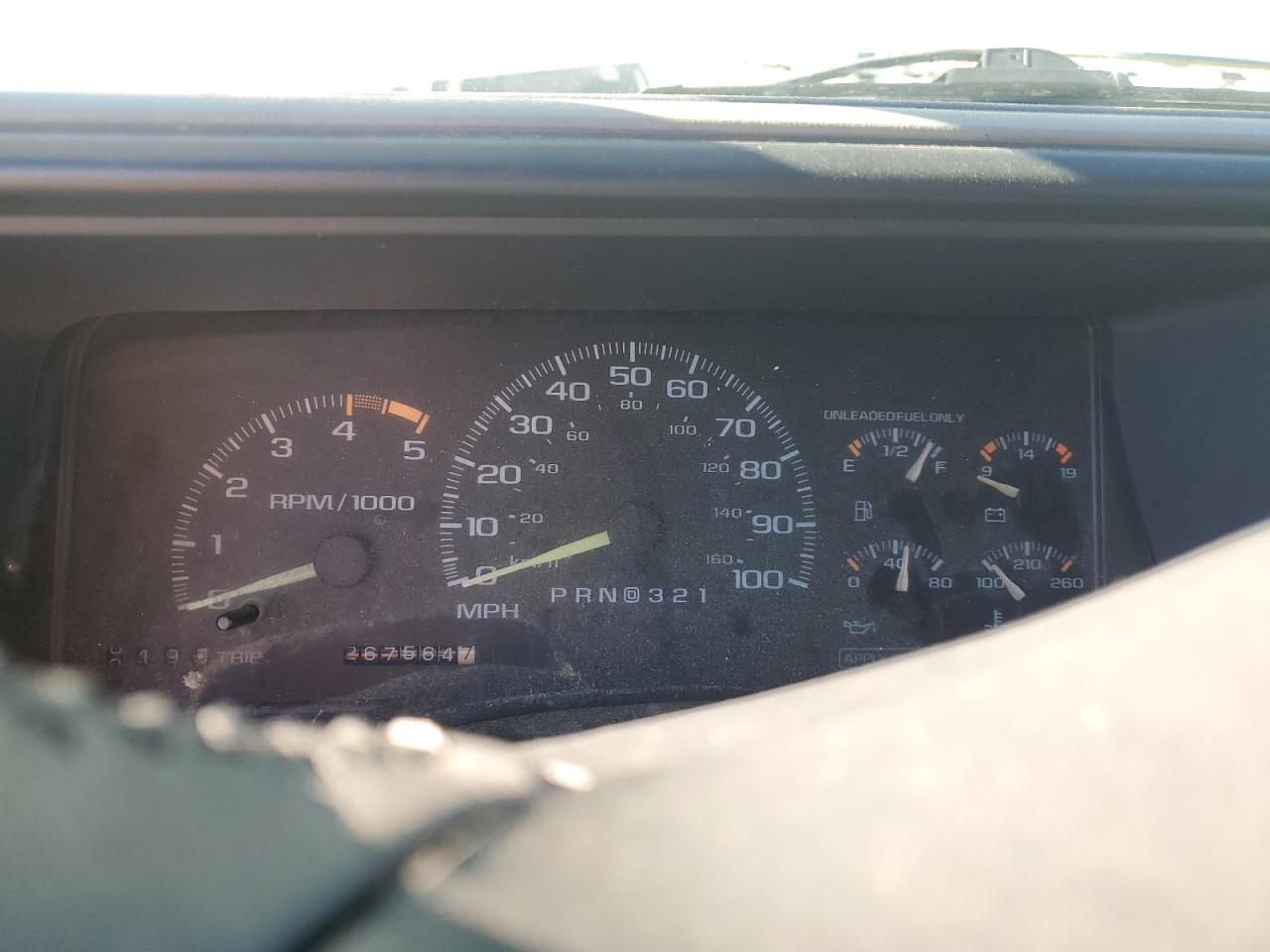 1995 Chevrolet Tahoe - Image 9
