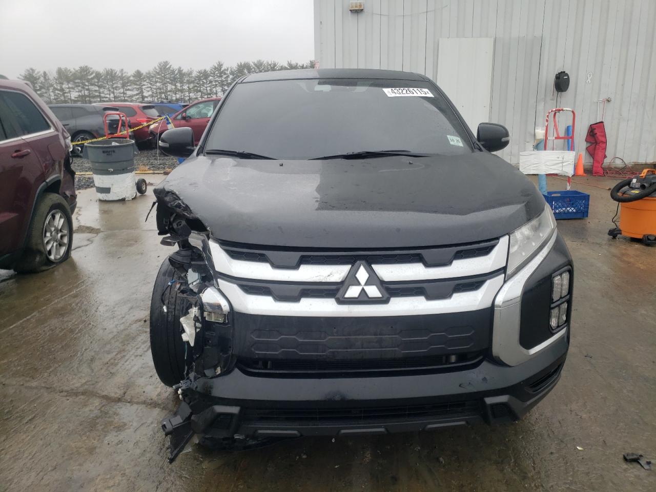2021 Mitsubishi Outlander - Image 5