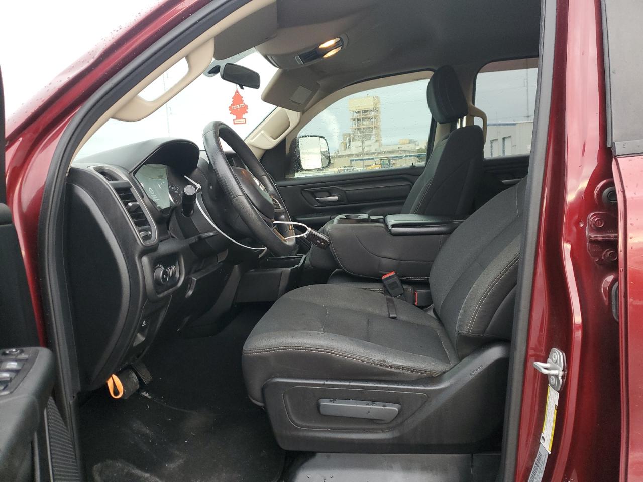 2019 RAM 1500 - Image 7