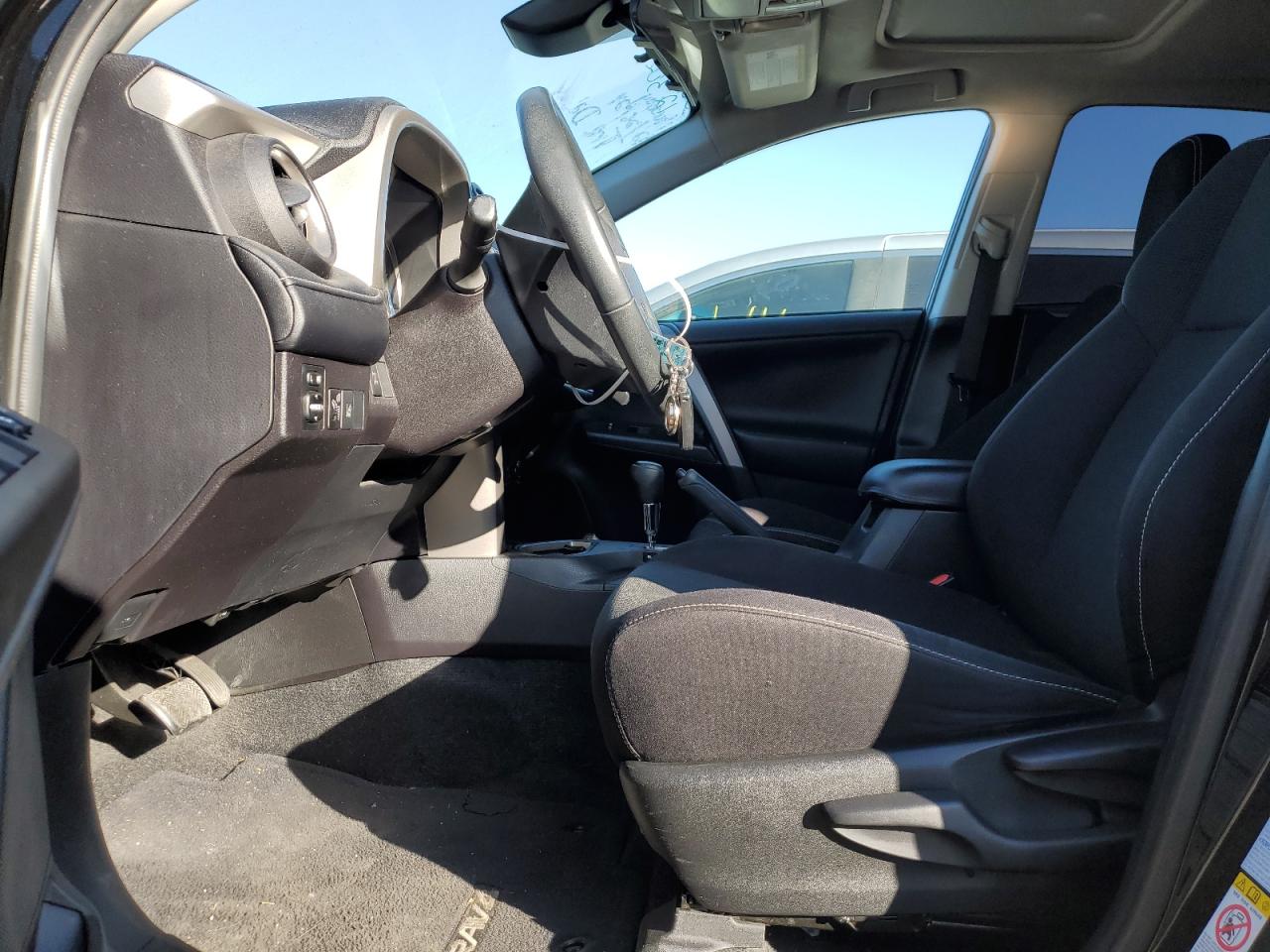2018 Toyota RAV 4 - Image 7
