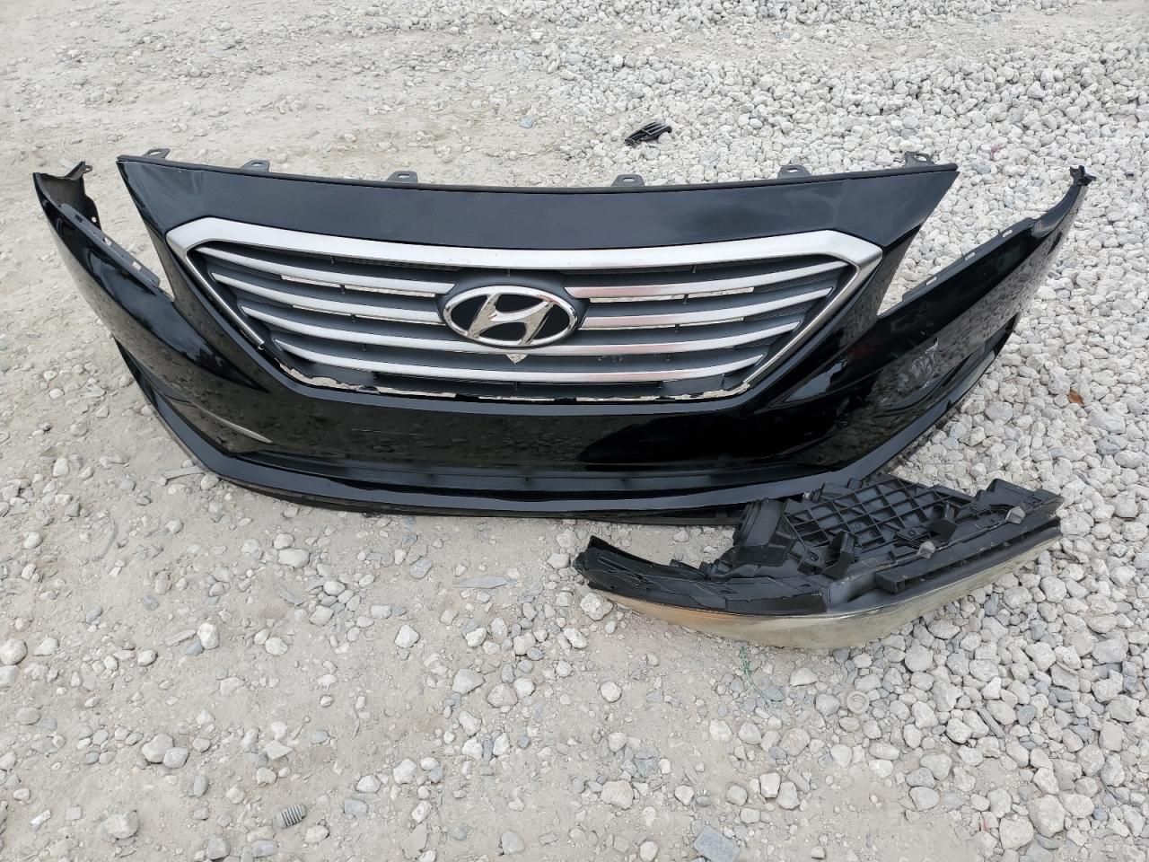 2016 Hyundai Sonata - Image 12