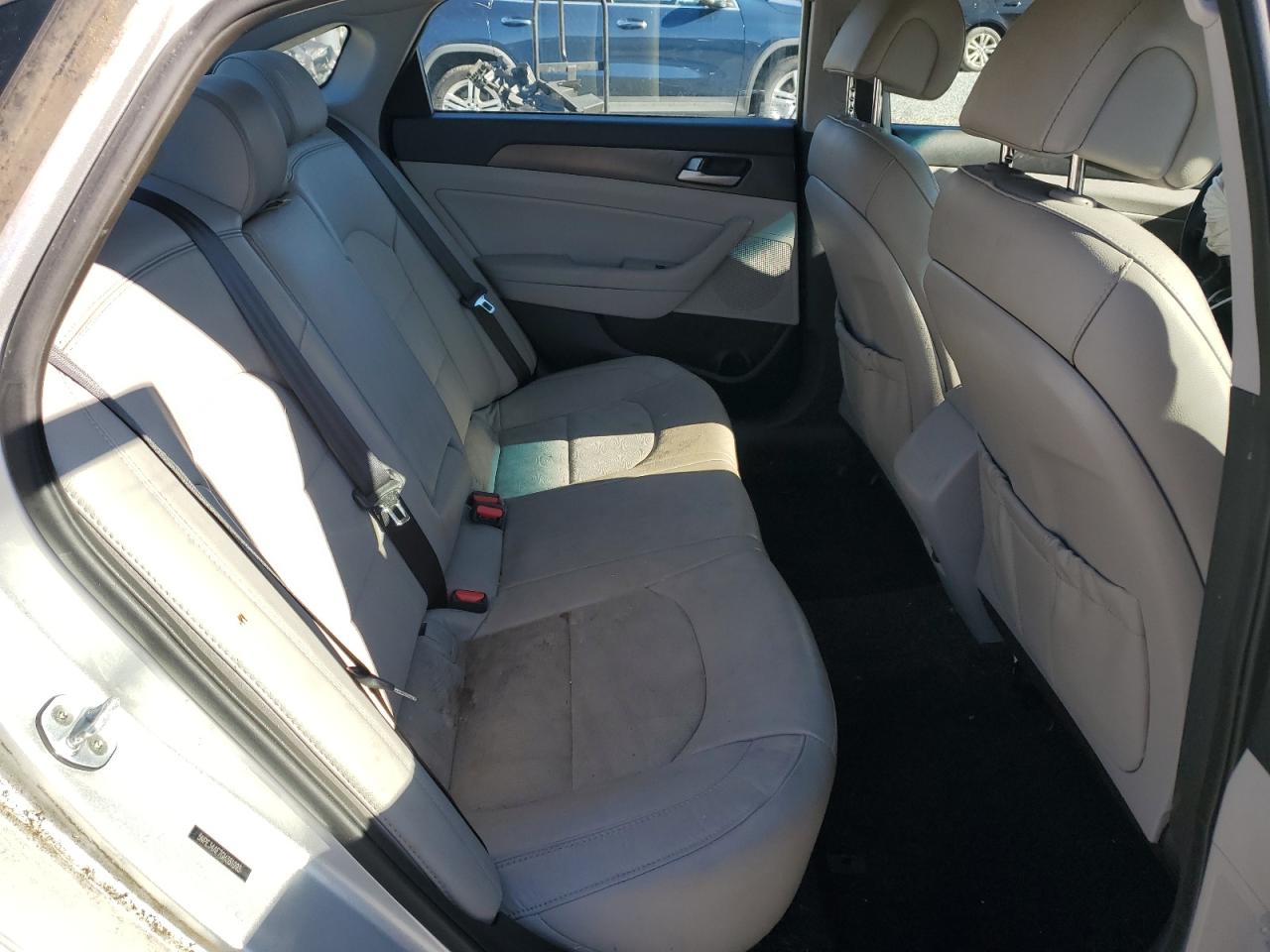2016 Hyundai Sonata - Image 10