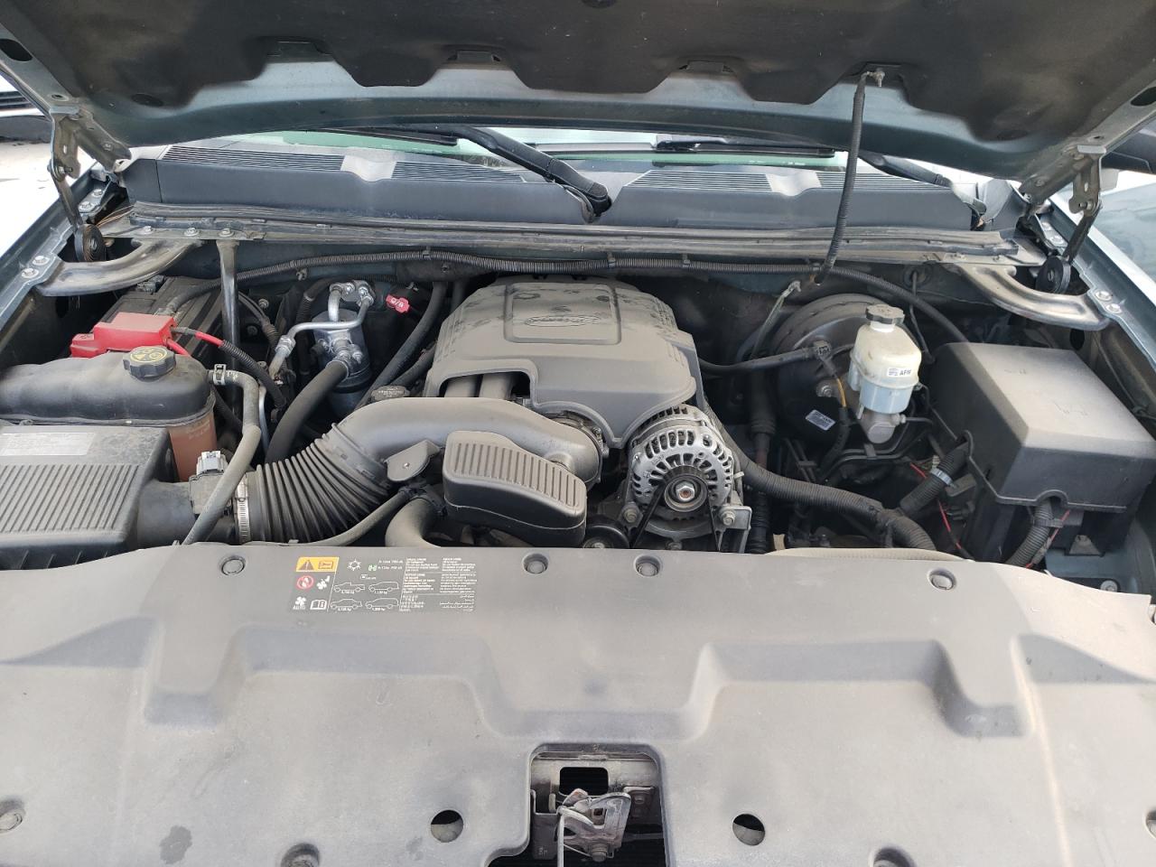 2013 Chevrolet Silverado - Image 11