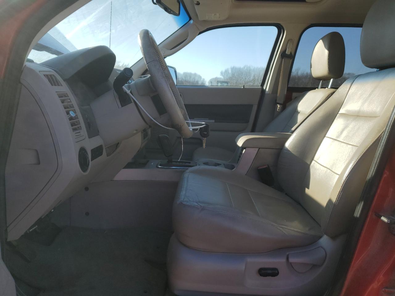 2009 Ford Escape - Image 7