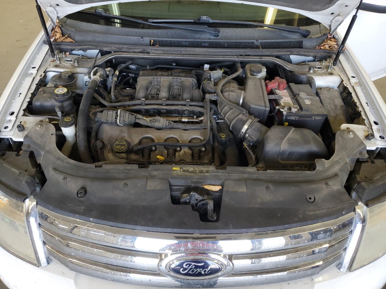 2008 Ford Taurus - Image 11