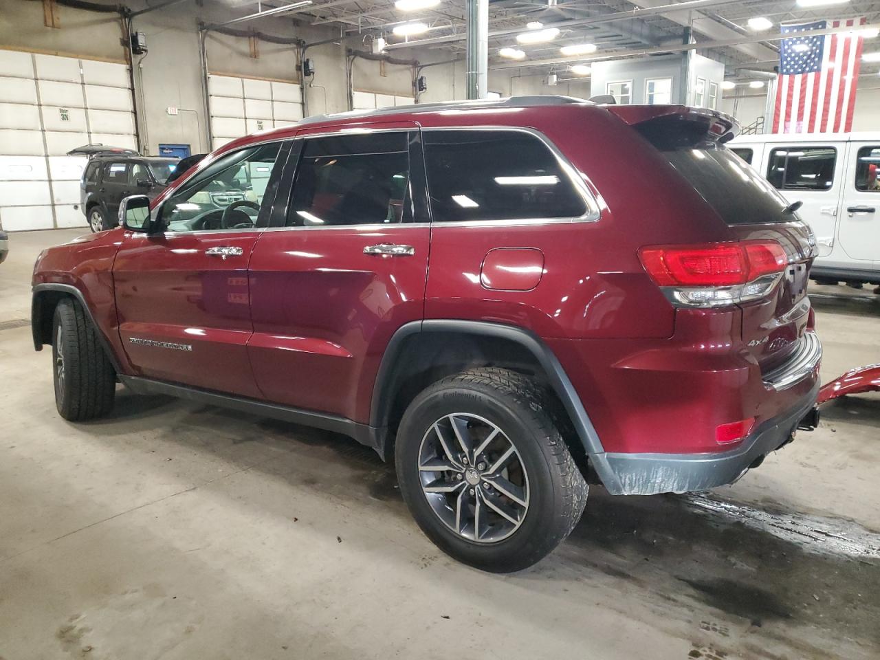 2018 Jeep Grand Cherokee - Image 2