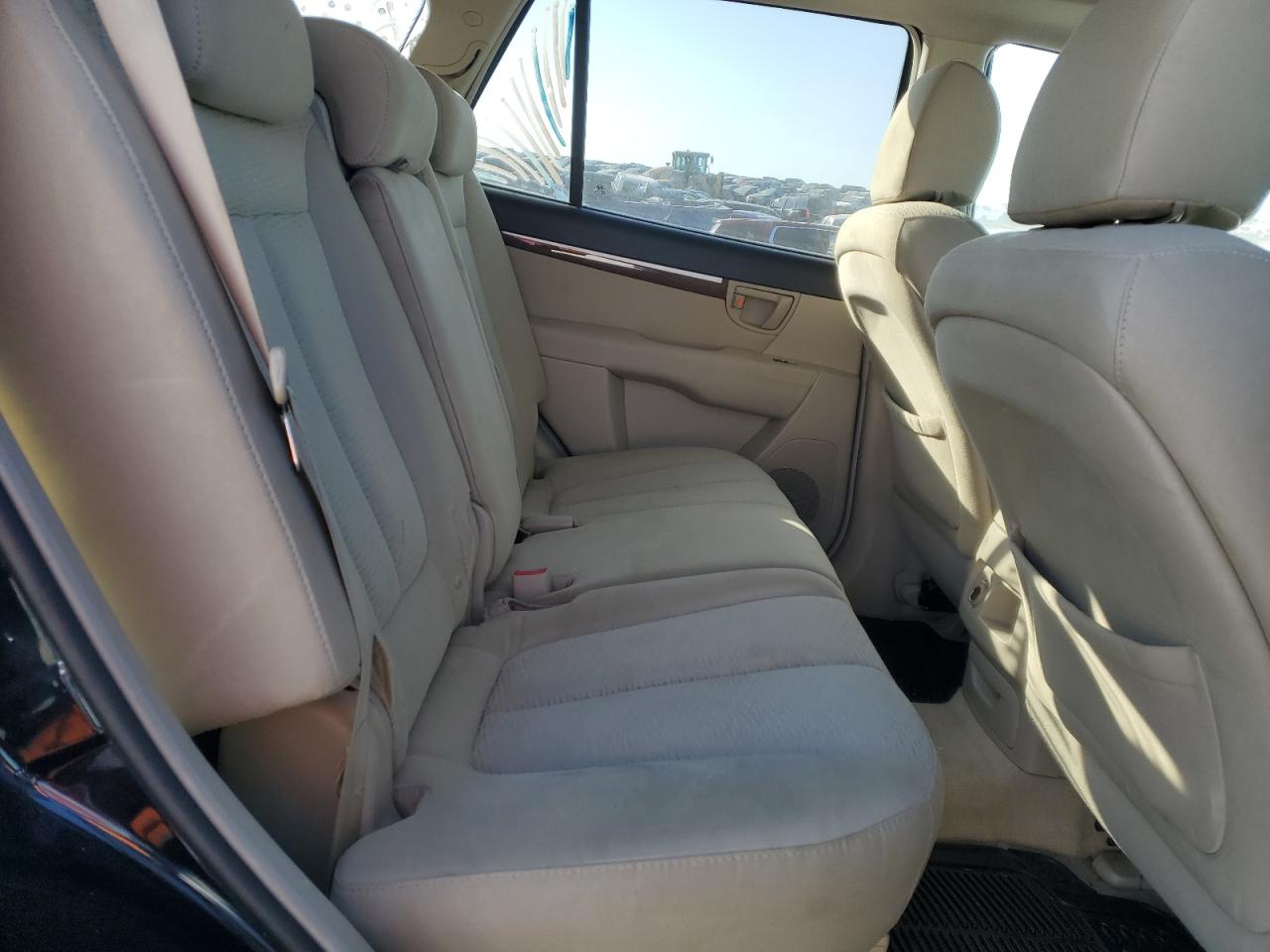 2007 Hyundai Santa Fe - Image 11
