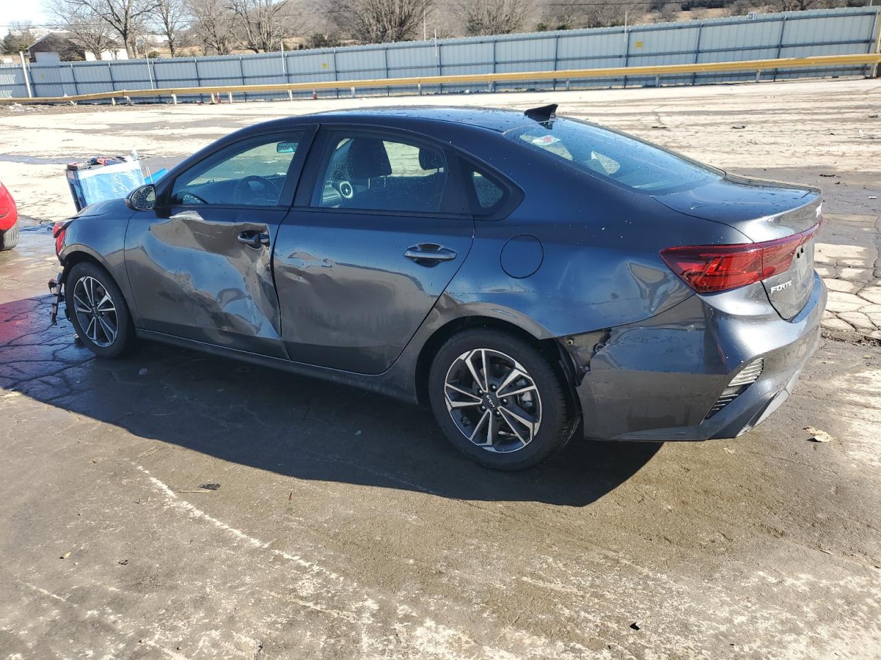 2024 Kia Forte - Image 2