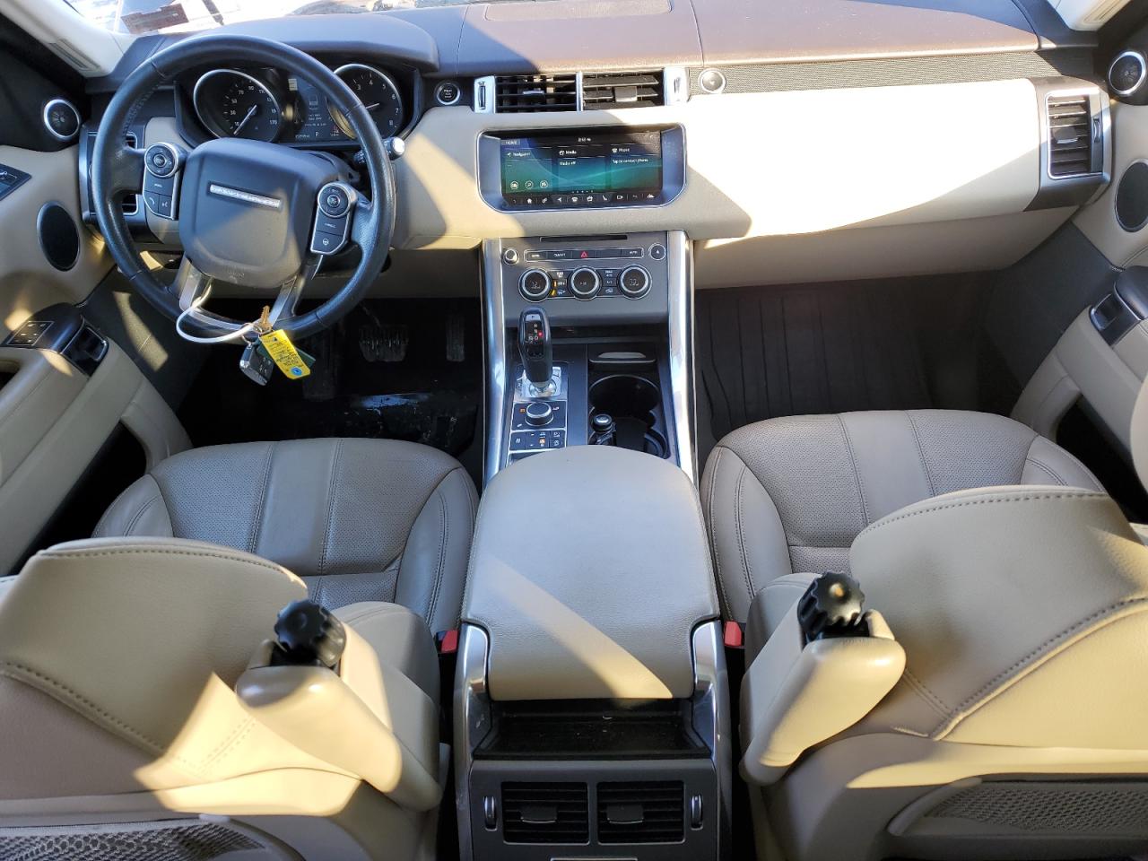 2017 Land Rover Range Rover - Image 8