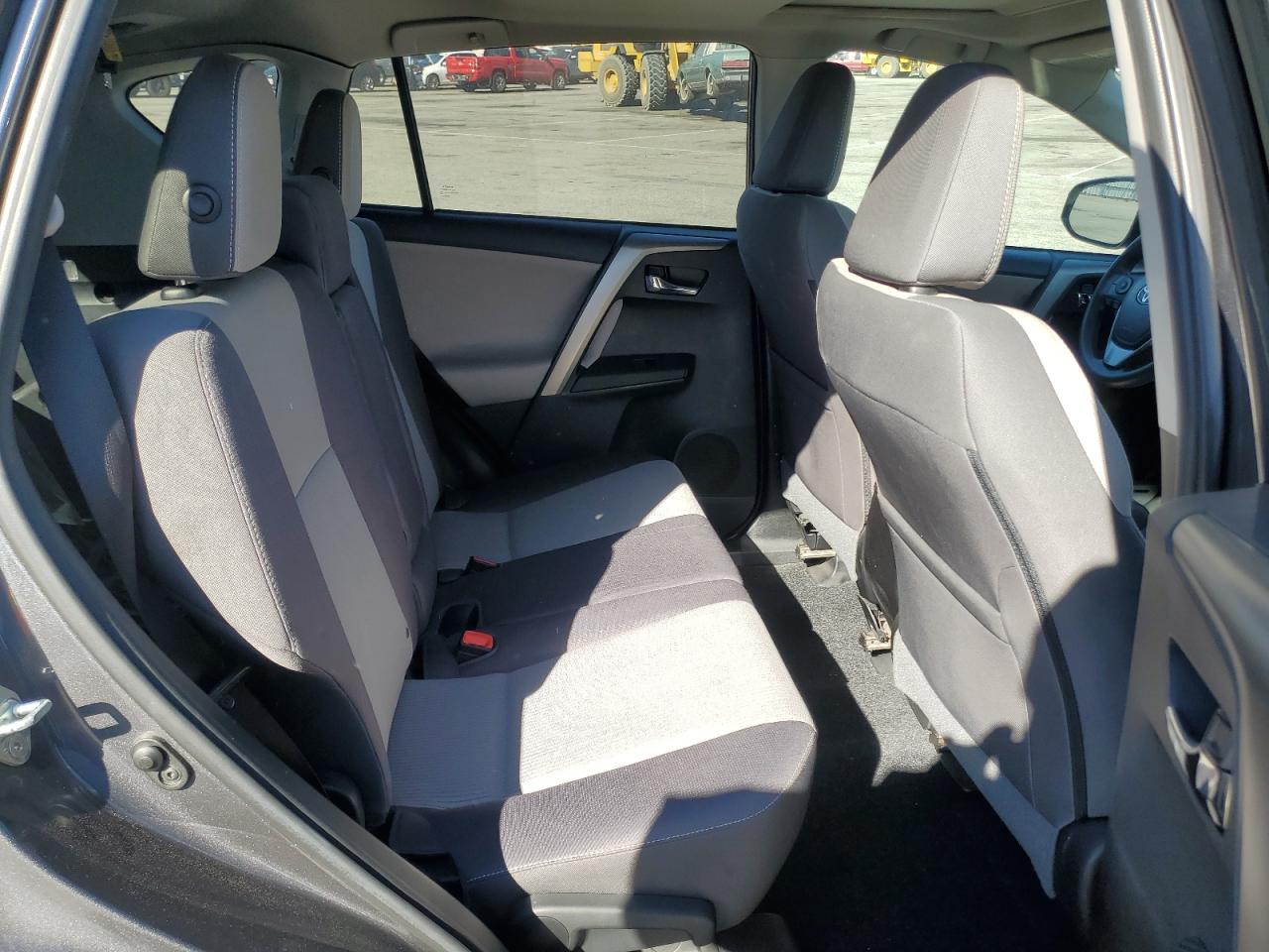 2014 Toyota RAV 4 - Image 10