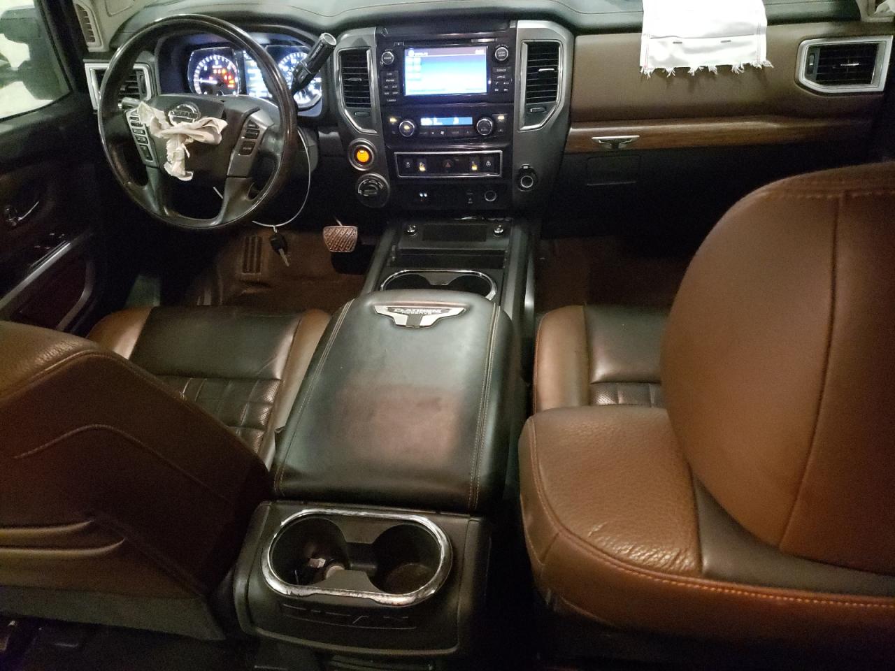 2018 Nissan Titan - Image 8