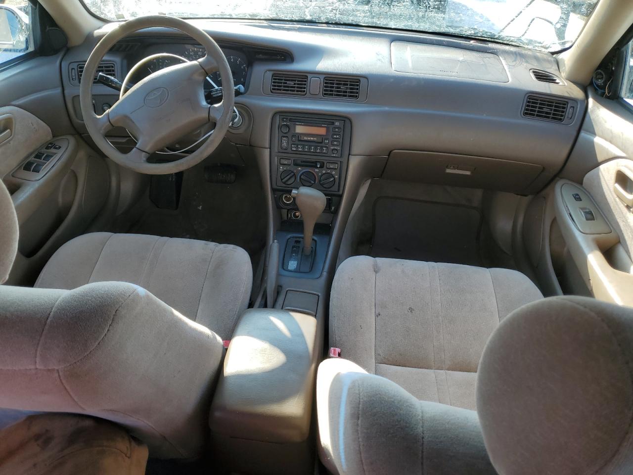 1999 Toyota Camry - Image 8