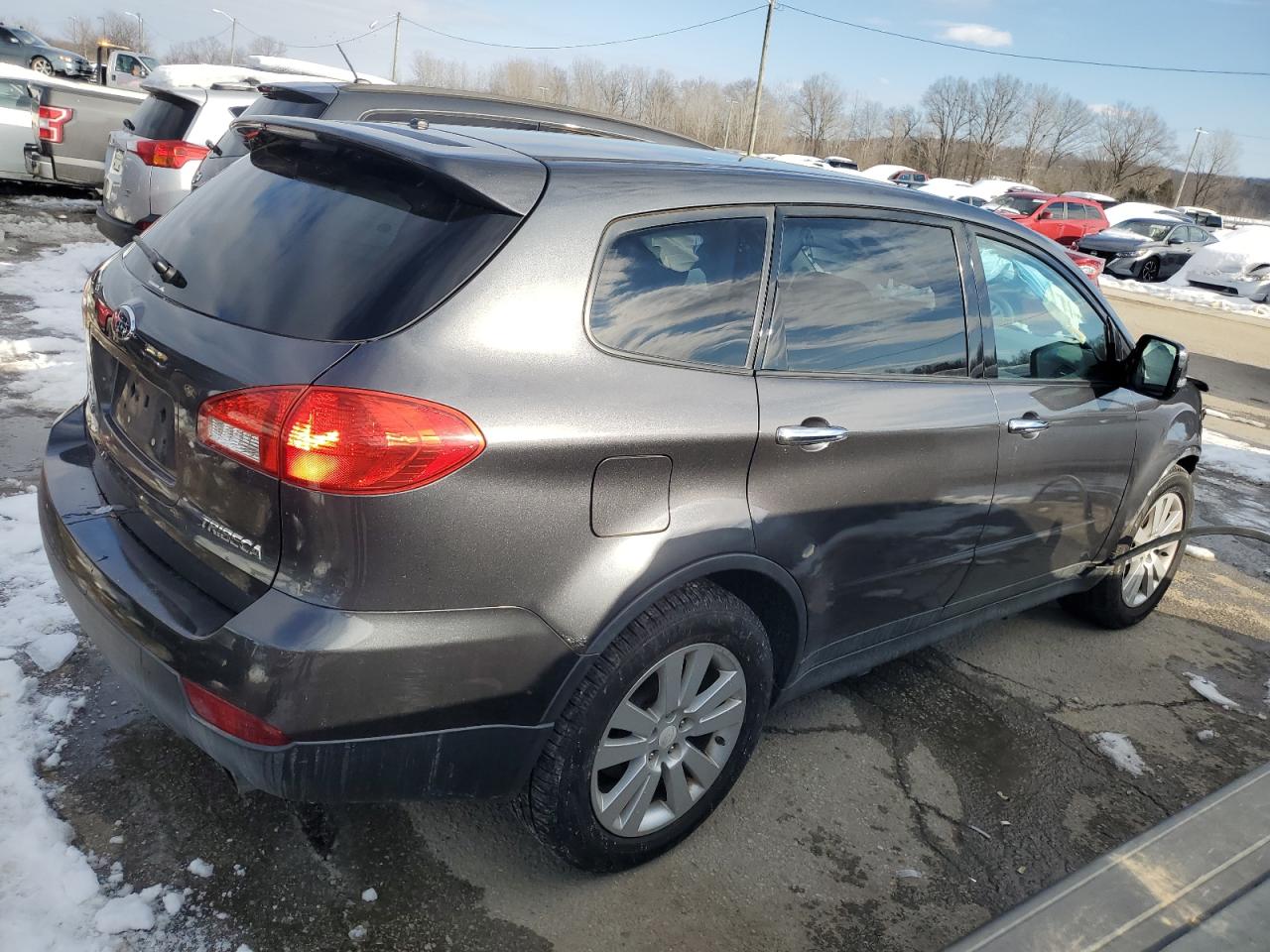 2009 Subaru Tribeca - Image 3