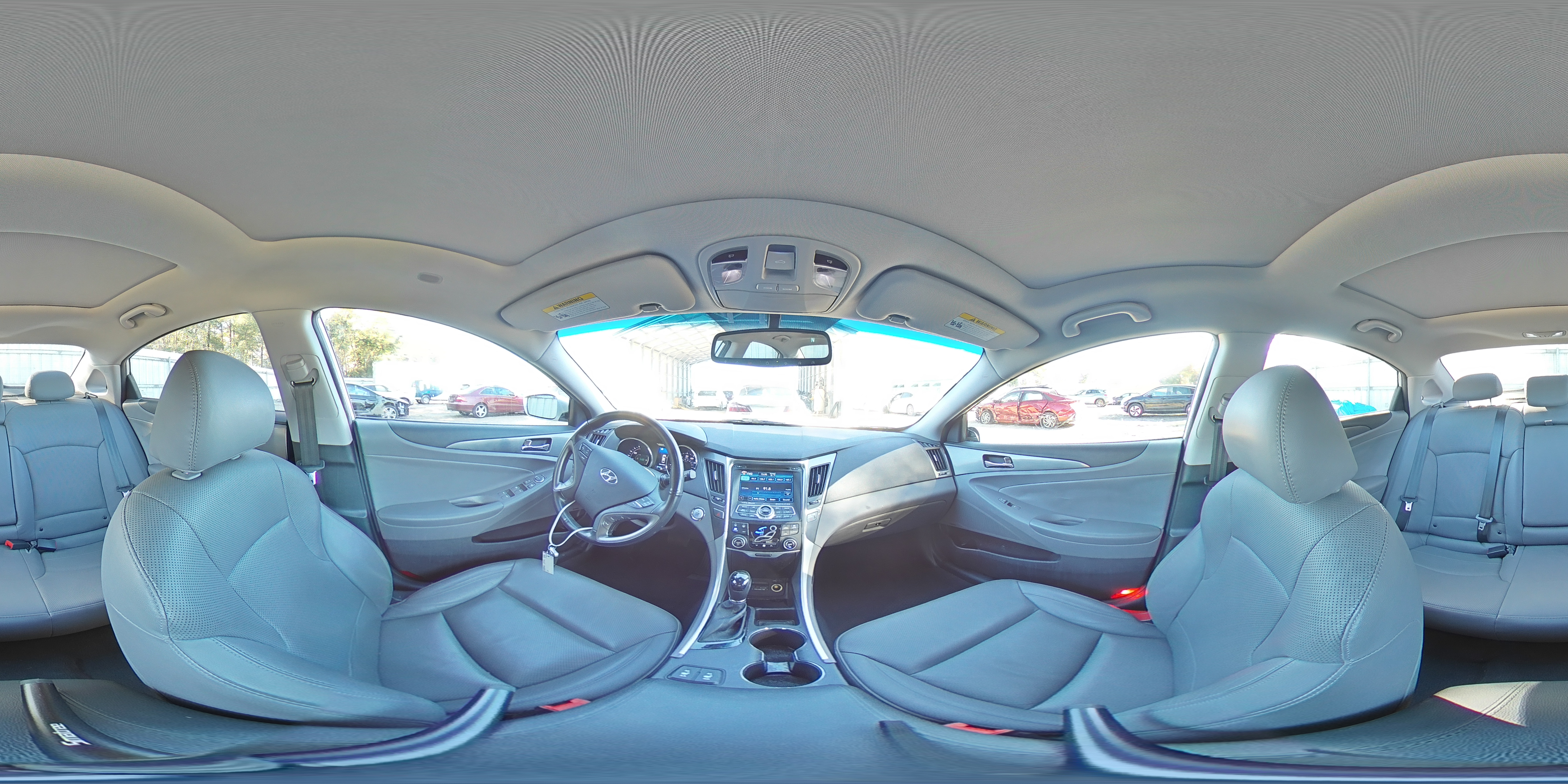 2015 Hyundai Sonata - Image 14
