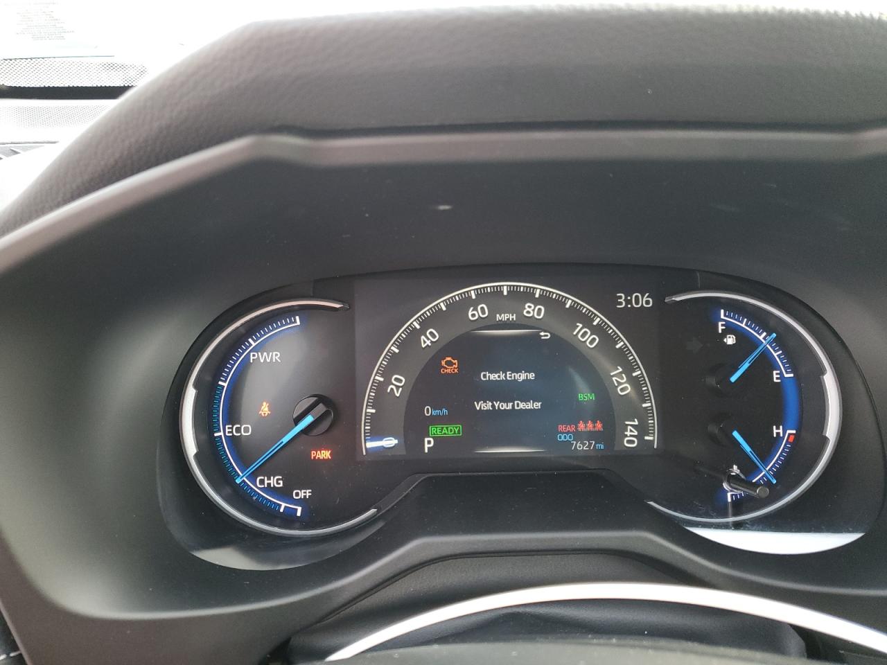 2024 Toyota RAV 4 - Image 9