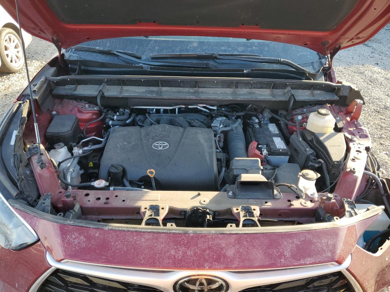 2021 Toyota Highlander - Image 12