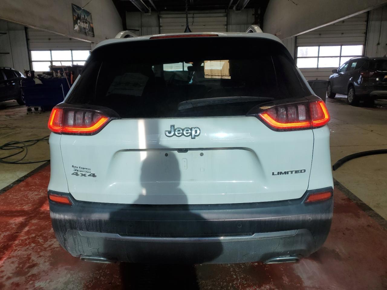 2019 Jeep Grand Cherokee - Image 6