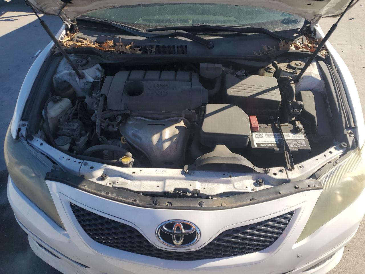 2011 Toyota Camry - Image 11