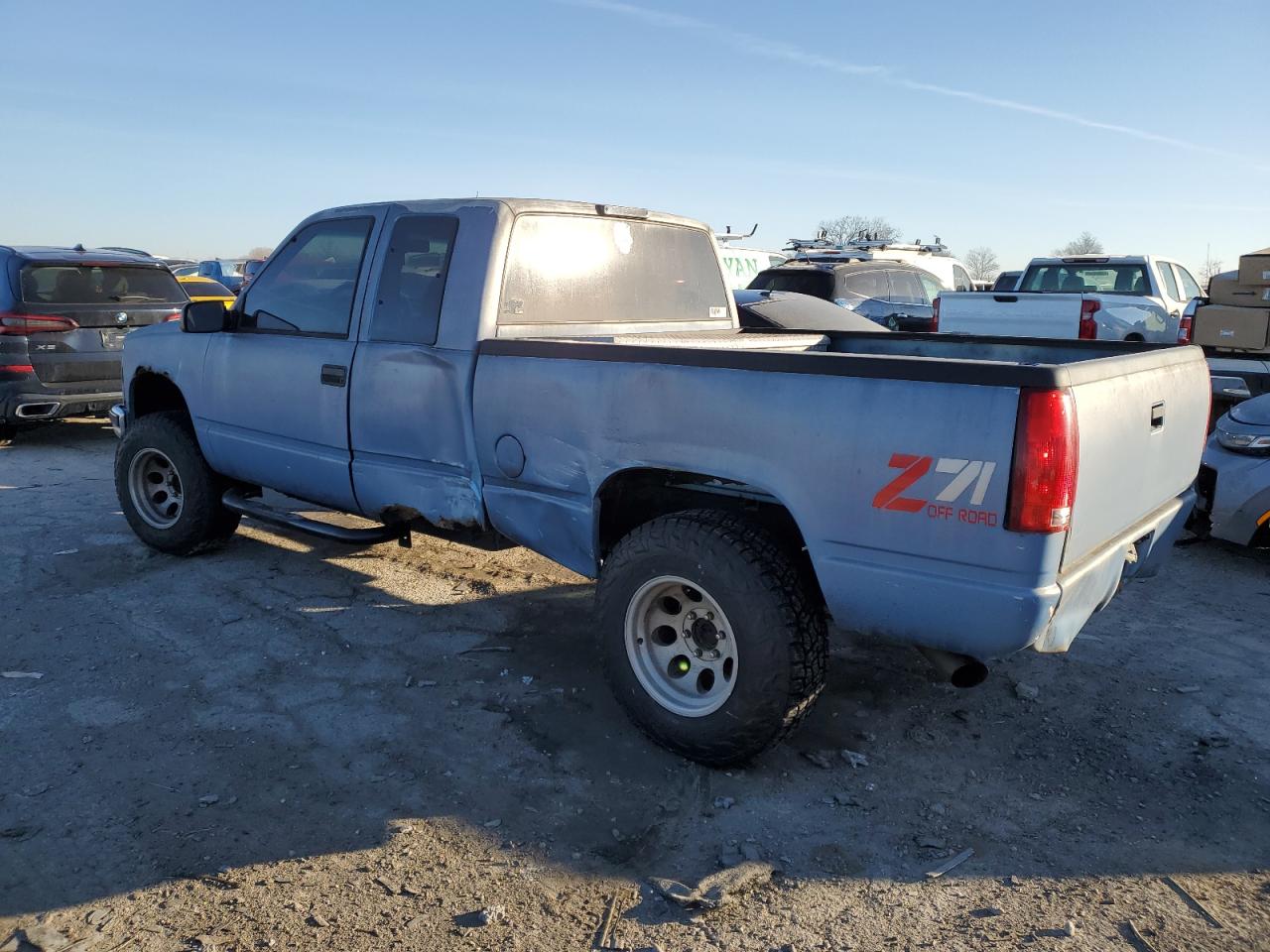 1996 Chevrolet GMT-400 - Image 2