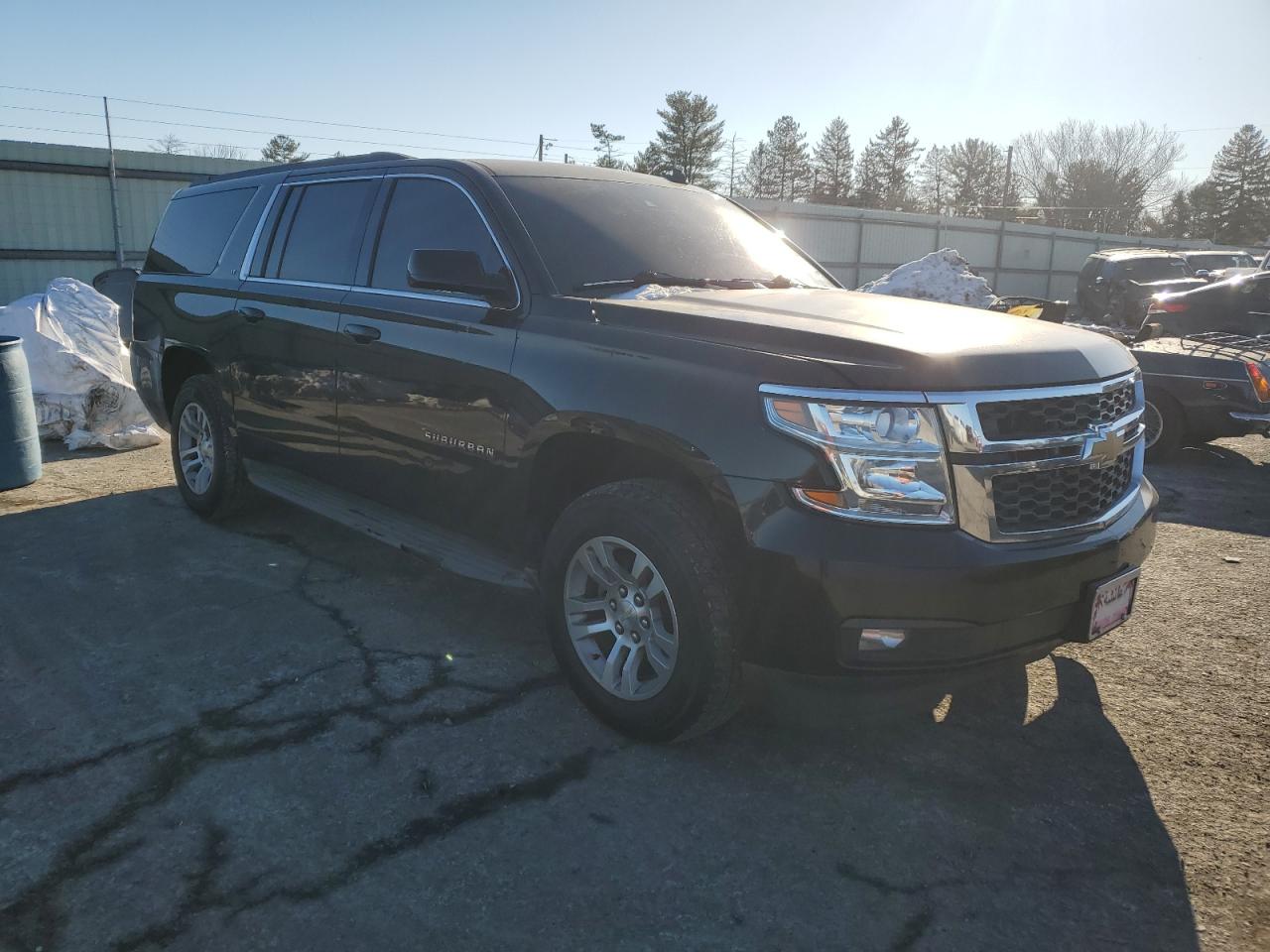 2015 Chevrolet Suburban - Image 4