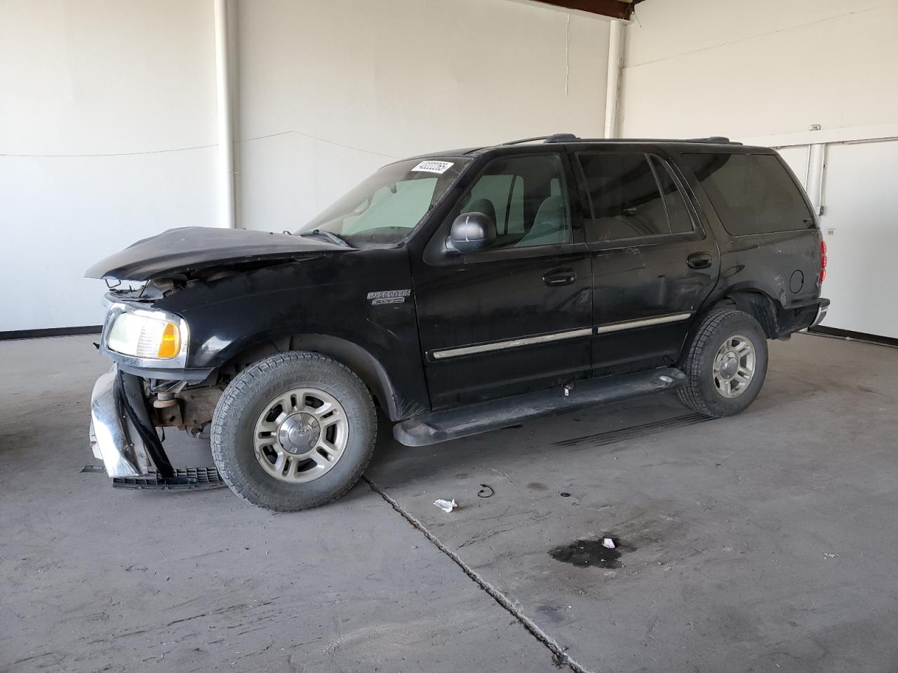 2002 Ford Expedition - Image 1