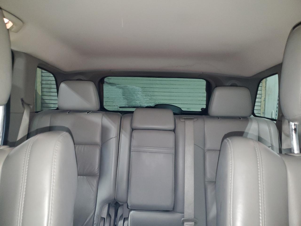 2011 Jeep Grand Cherokee - Image 10