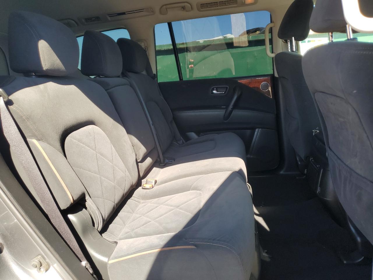 2018 Nissan Armada - Image 11