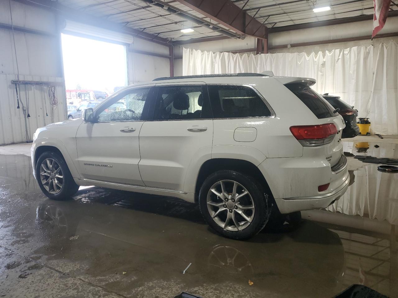 2016 Jeep Grand Cherokee - Image 2