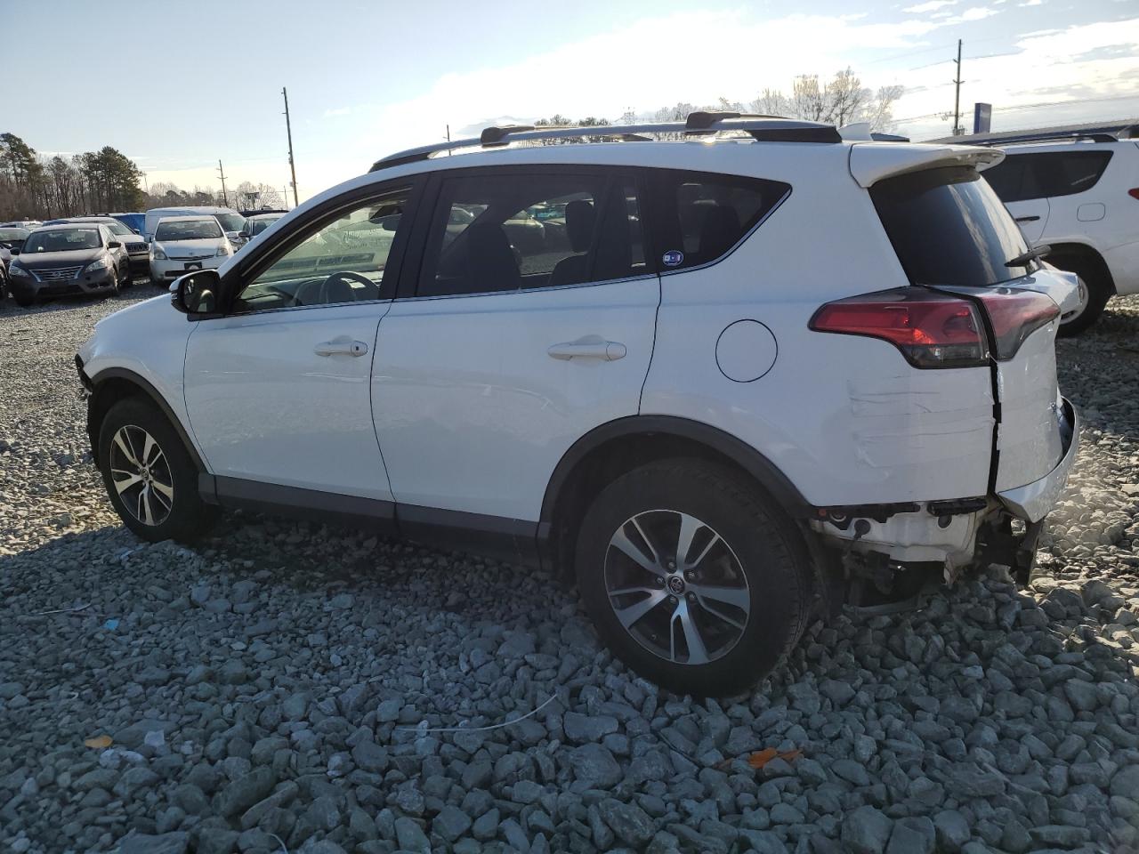 2017 Toyota RAV 4 - Image 2